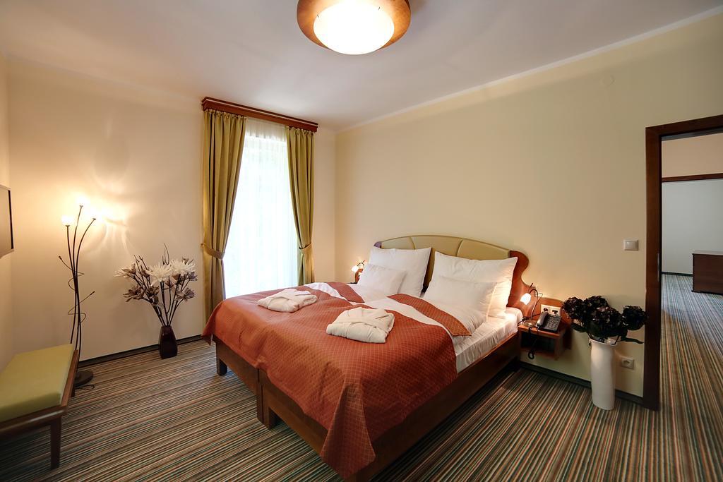 Parkhotel Forest Marianske Lazne Exterior foto